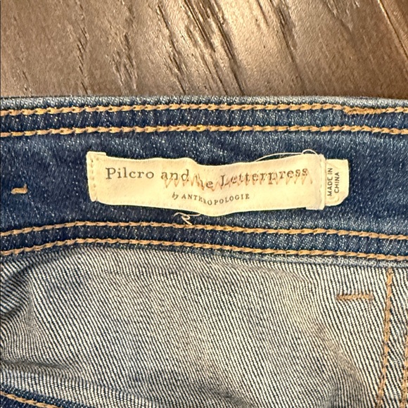 Pilcro Relaxed Fit Blue Boyfriend Jeans - Picture 2 of 9